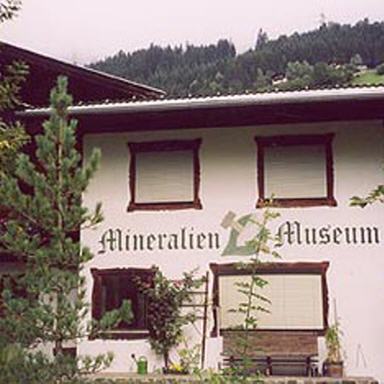 WALD: MINERALIENMUSEUM